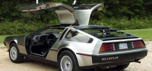 //en.wikipedia.org/wiki/Image:Back_left.JPG Back left side of a DeLorean DMC-12 - copyright 2005, The Quintessential DeLorean Website www.babbtechnology.com